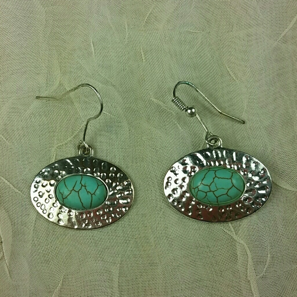 Vintage Sterling Silver Plated Howlite Turquoise Blue Stone Pierced Earrings